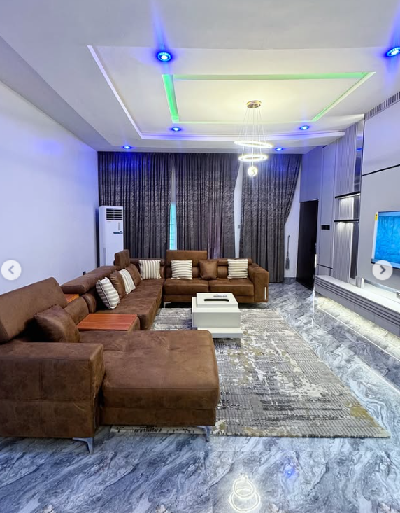 Three Bedroom Shortlet Apartment in Abuja.